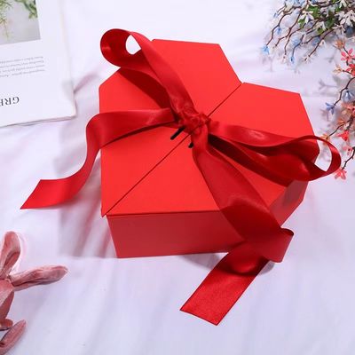 Cosmetics Skin Care Gift Box Red Heart Shape Boxes Cardboard Paper