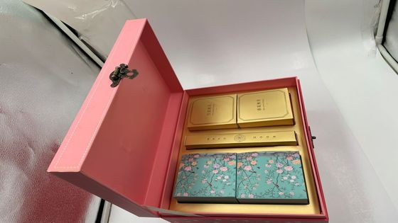 Wholesale  Cardboard Customized Large Rectangle Mooncake Flat Pack Folding Magnetic Pink Gift Boxes With Handle